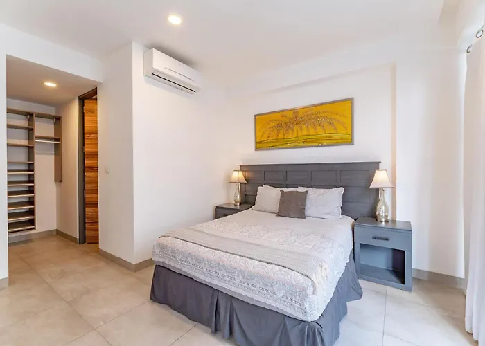 Bright And 3 Beds Close To 5th