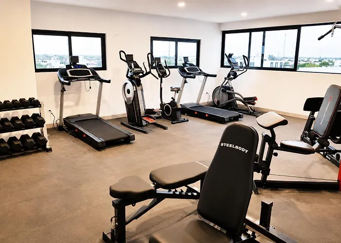 Bright And 3 Beds Close To 5th Apartment *